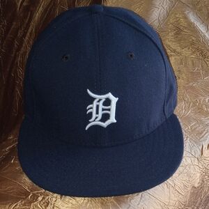 Detrot Tigers Fitted Hat 7 3/8